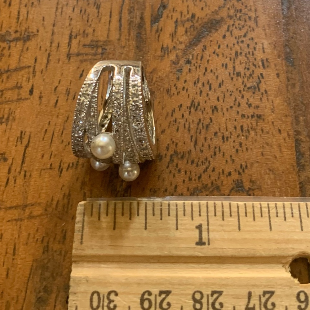 Ring - Picture 4 of 5